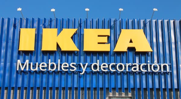 IKEA store front image