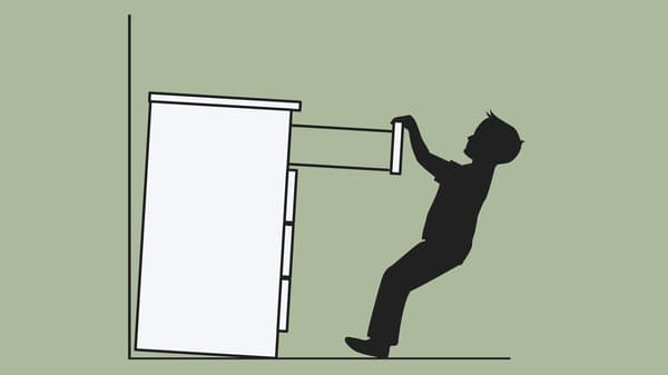 Illustration de commode non fixée au mur, basculant sur un enfant qui tire un tiroir.