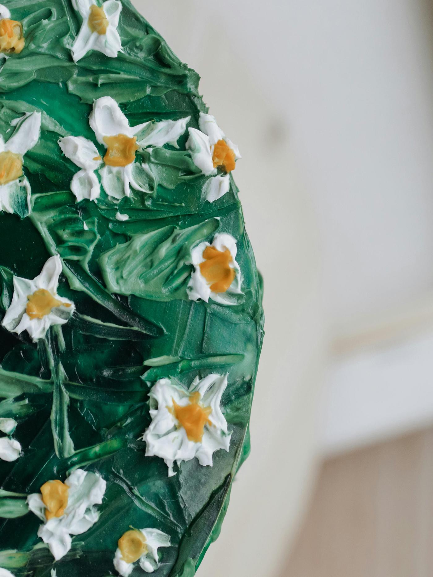 Image by Cottonbro Studio: https://www.pexels.com/photo/close-up-of-floral-pattern-frosting-on-a-cake-5681748/