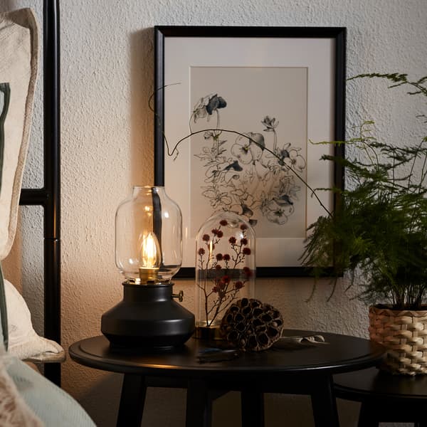 Kelengkapan bilik tidur IKEA, Lampu meja, pencahayaan bilik tidur