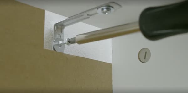 Kit de anclaje a la pared de Hogares más Seguros