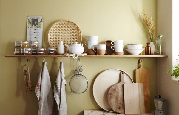 Kitchenware displayed on a shelf.