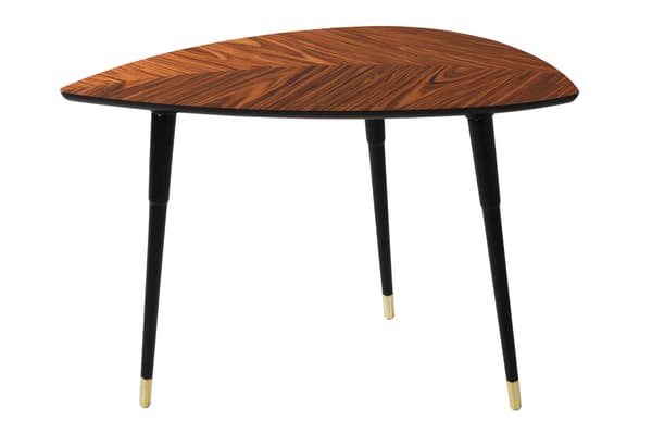 La table LÖVBACKEN est une réplique de la table LÖVET vendue chez IKEA en 1956. Cette dernière a été le tout premier article emballé à plat vendu par IKEA.