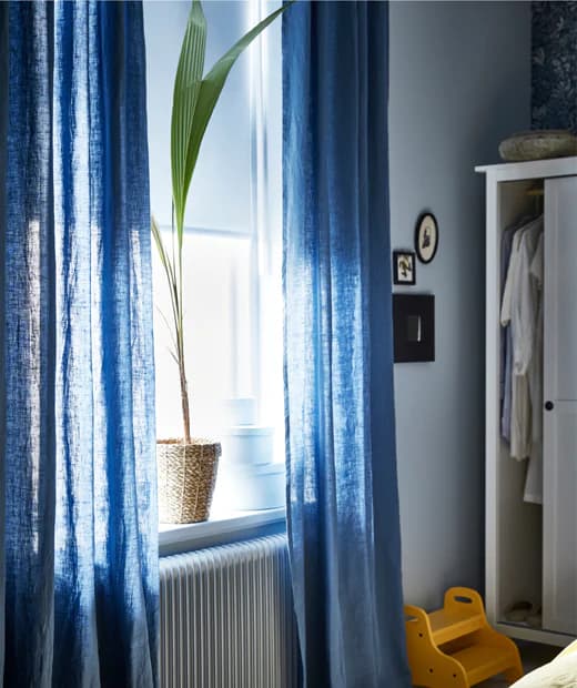 layer-bedroom-curtains-and-black-out-blinds-for-the-perfect-light-sound-and-temperature-for-sleep
