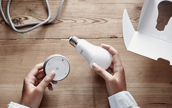 LED light bulb road flicker