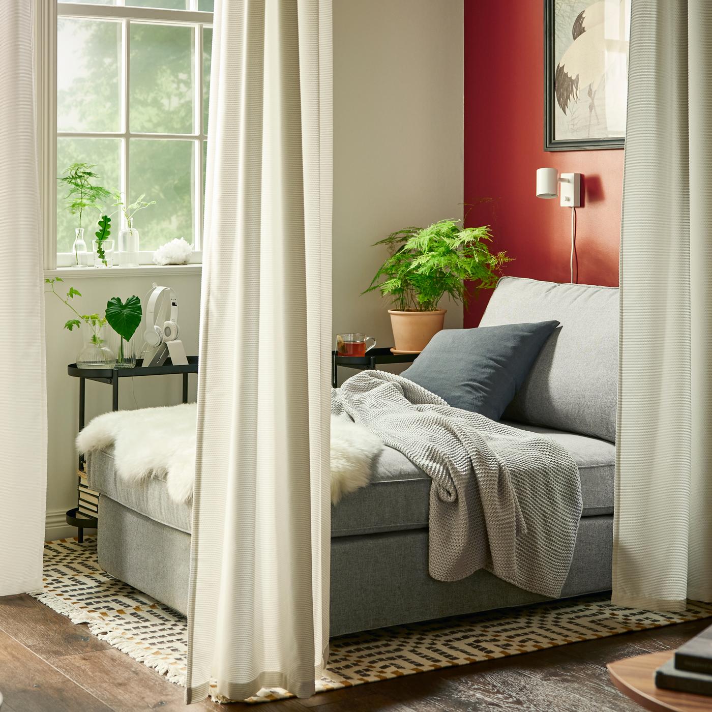 Link to: How to get privacy in a shared room