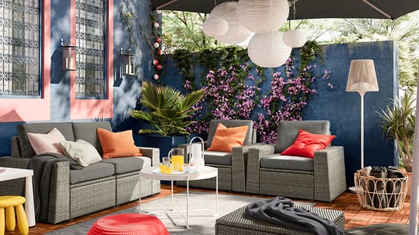 Lounging & relaxing furniture
