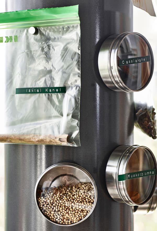 Magnetic containers create a smart storage station