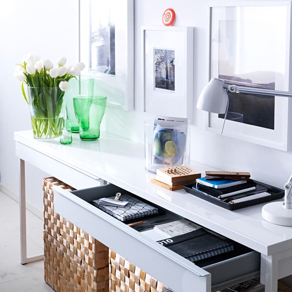 MICKE desk