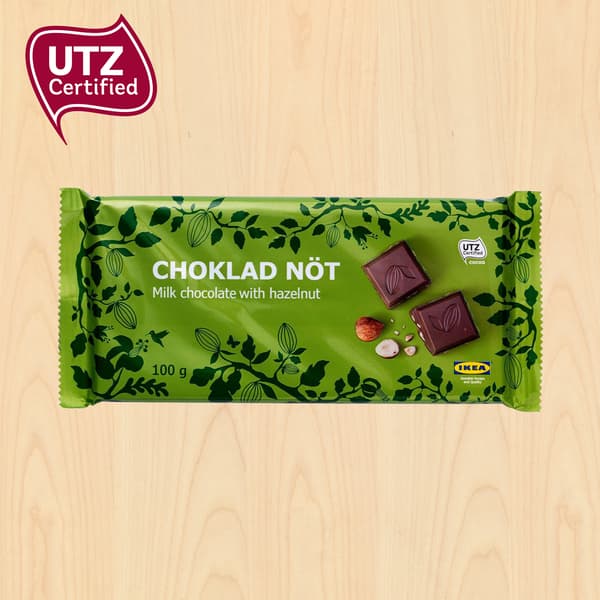 Milk chocolate with hazelnut, 100g ₱99