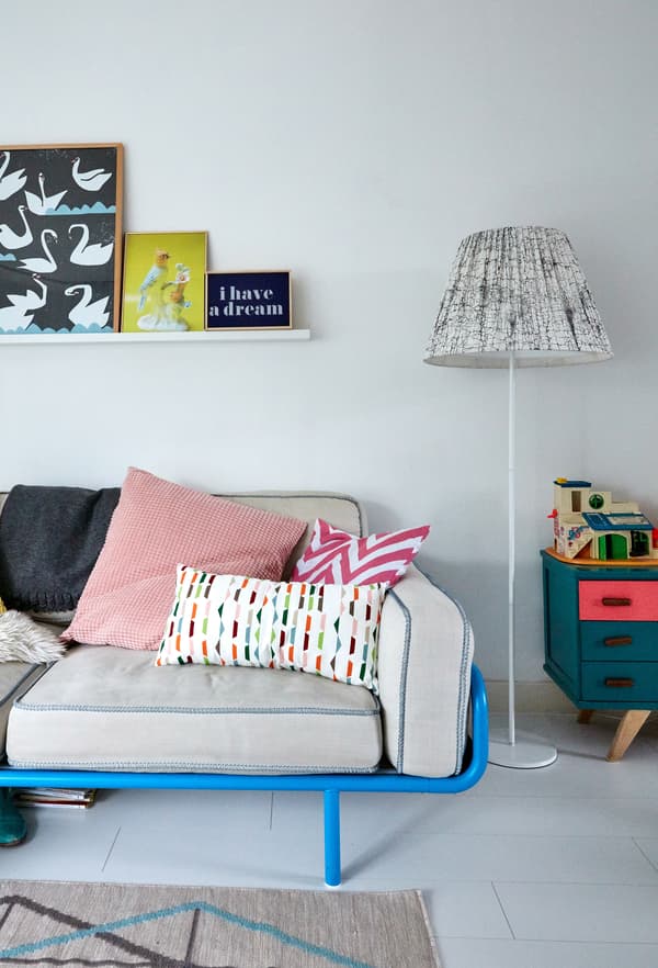 Mix brights and pastels.