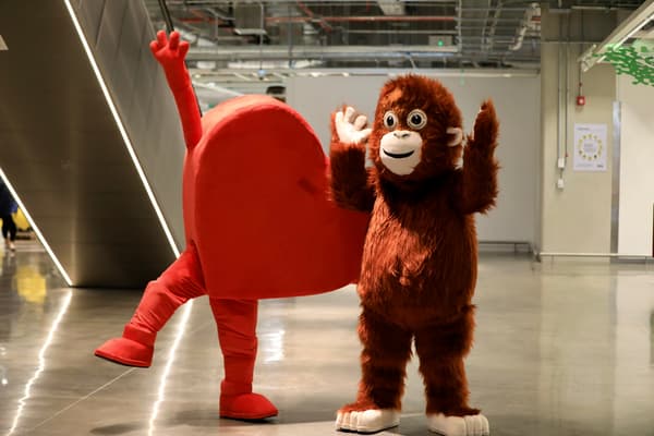 mono y corazón
