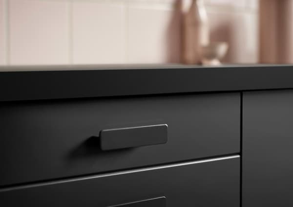 More than just a sustainable product –  IKEA KUNGSBACKA looks good, too! The striking matt finish and slanted edges give it a clean, streamlined look.