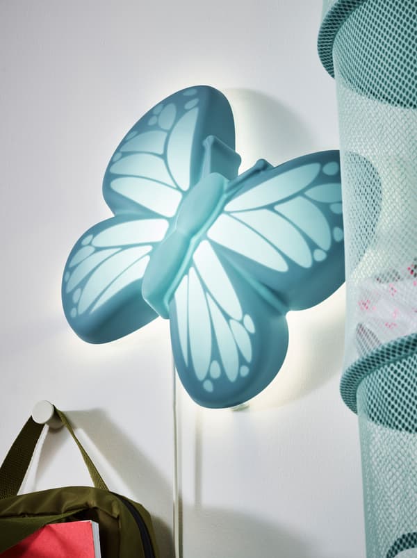 Nástěnná lampa ve tvaru motýlů na stěně - UPPLYST LED.