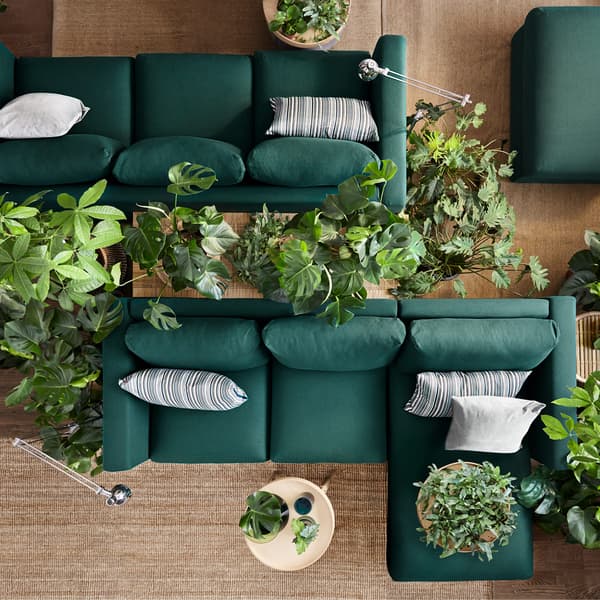 Ne samo da se navlaka menja na IKEA VIMLE sofi, već možeš da preurediš module i stvoriš nov raspored. Uz novi izgled sofe koju već imaš, zajedno radimo na smanjenju otpada.