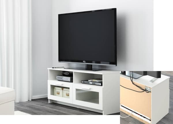 配線処理のしやすいテレビ台