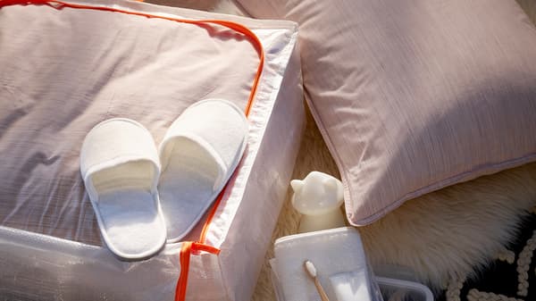 PÄRKLA – Safe storage for your clothes and shoes until you need them again