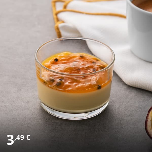 Passion fruit panna cotta
