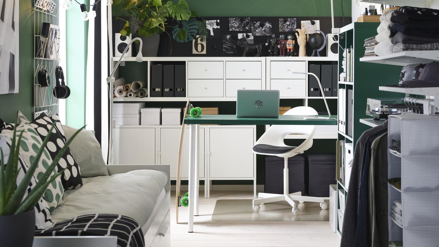 PC Desk for Remote Work