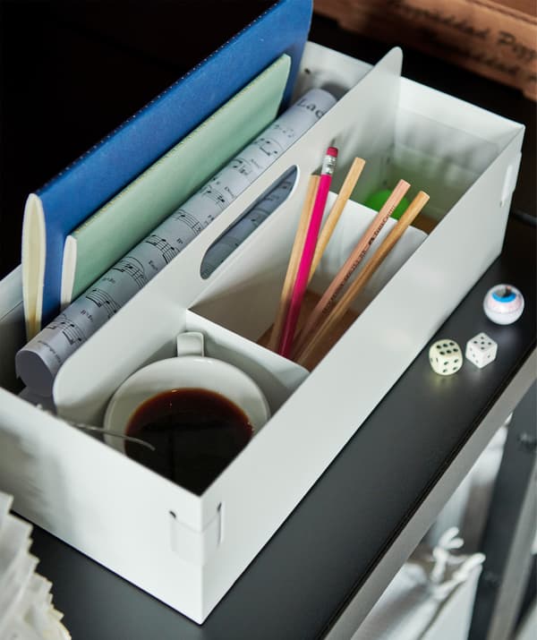 Quoi que vous mettiez dans l’organiseur de bureau KVISSLE, il organise parfaitement.