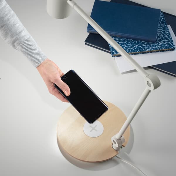 RIGGAD LED work lamp with wireless charging, white