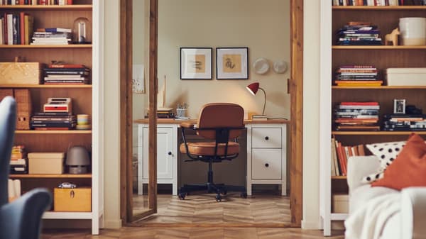 Serie de escritorios HEMNES