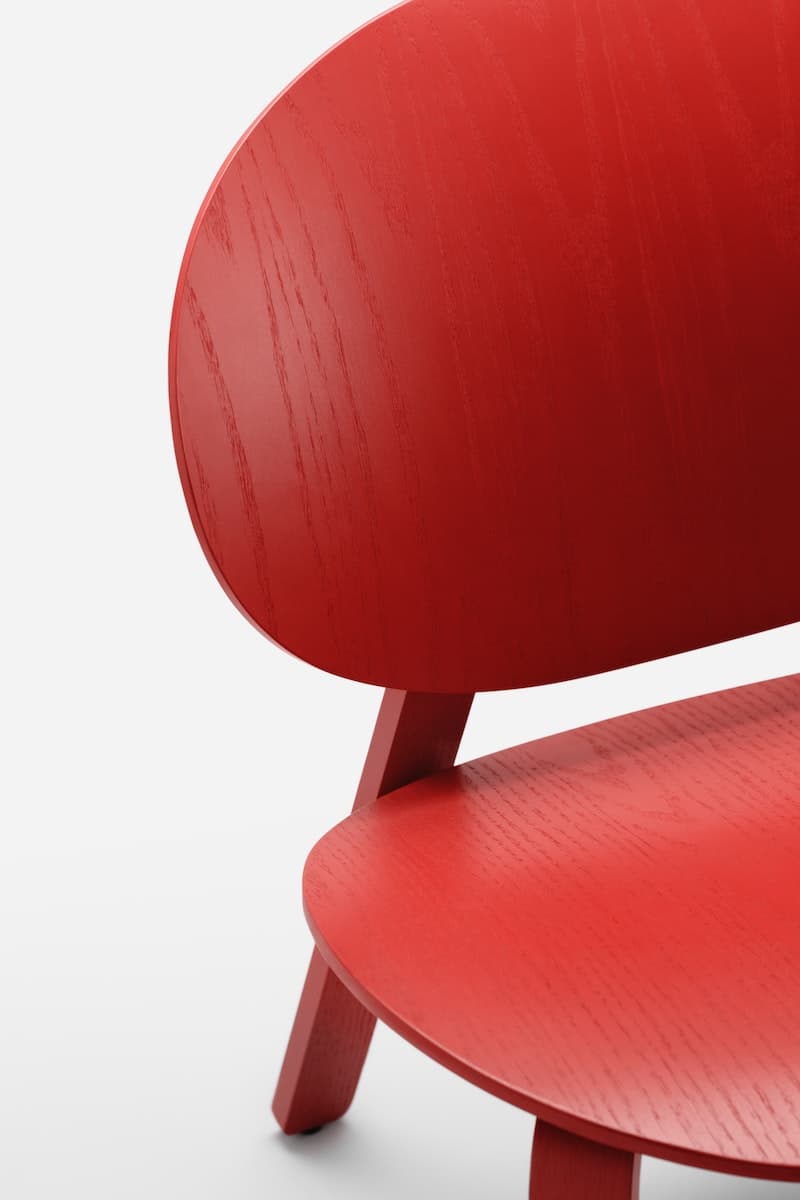 Silla de la serie FRÖSET de color rojo.