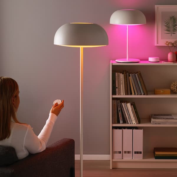 Smart dimset with remote control.