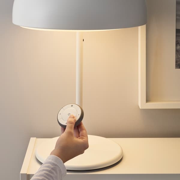 Smarte Beleuchtung - Lichtstimmung mit der Fernbedienung ganz einfach steuern 