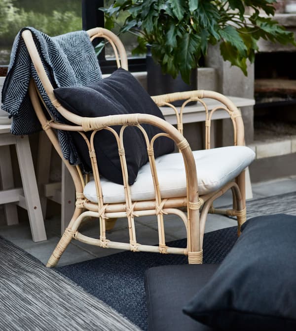 Soignez votre confort avec notre fauteuil en rotin.
