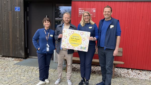SOSKinderdorf

Wir haben unsere Patenschaft für das Haus Mondsee um drei Jahre verlängert und 1.000 Euro für neue Einrichtungsgegenstände gespendet.