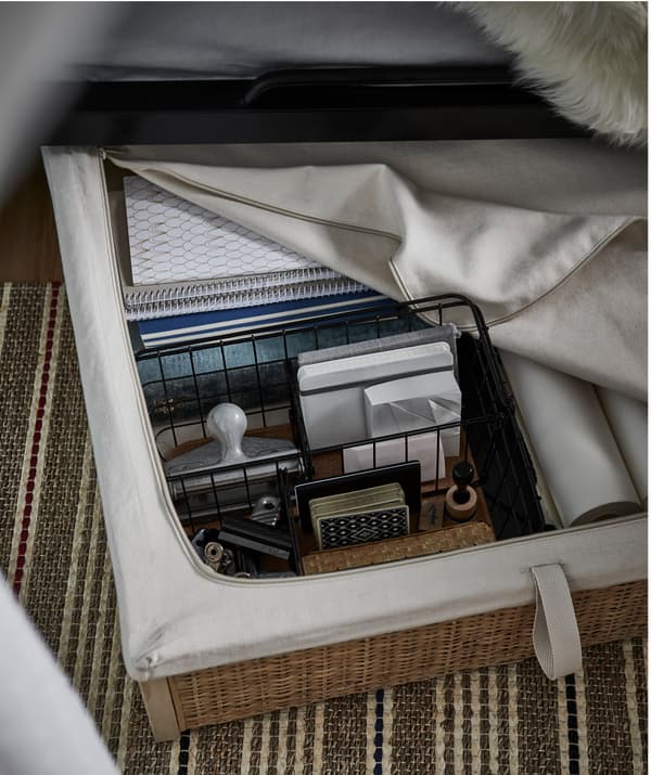 Stash all of your study needs under your bed in spacious bed storage like IKEA RÖMSKOG.