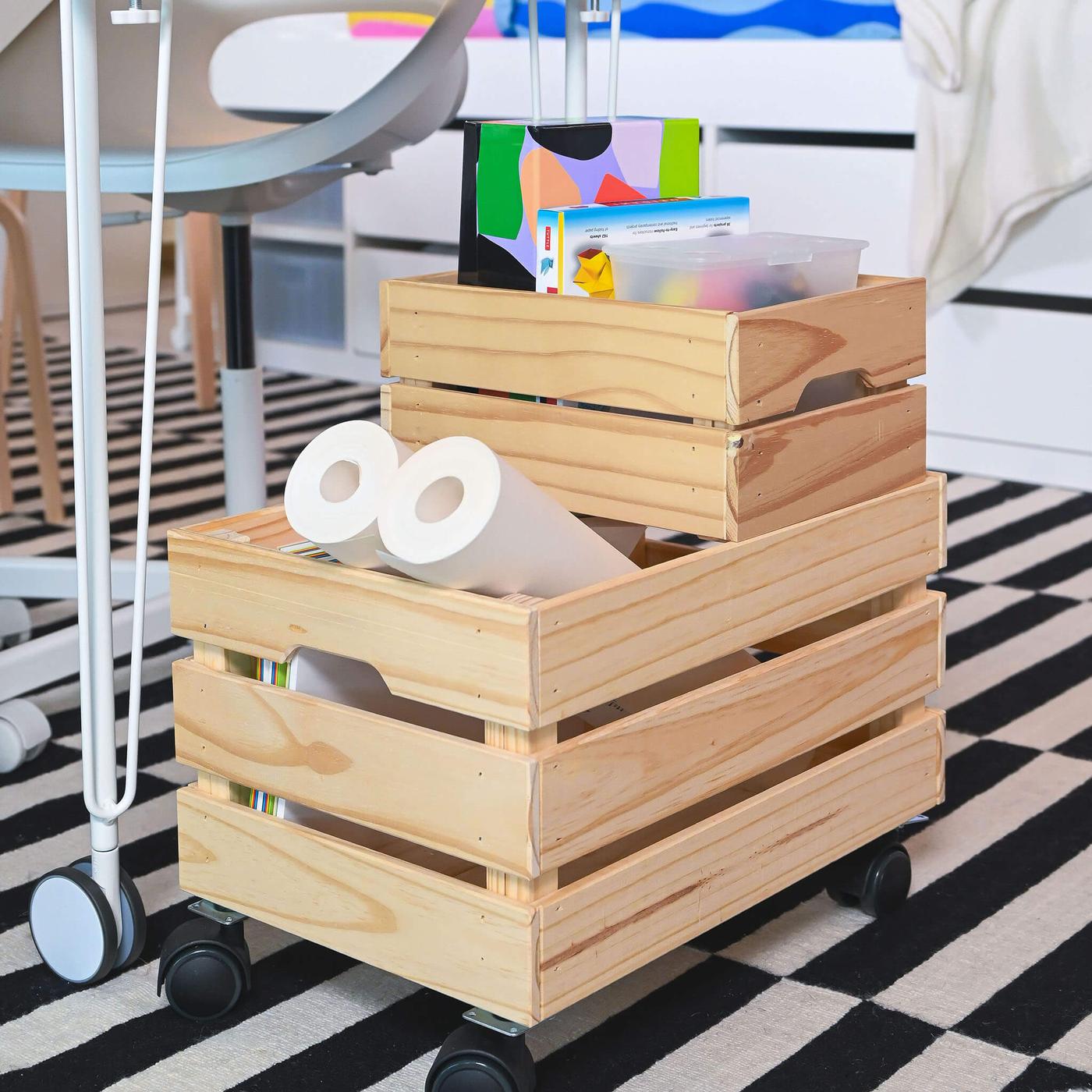 Storage box