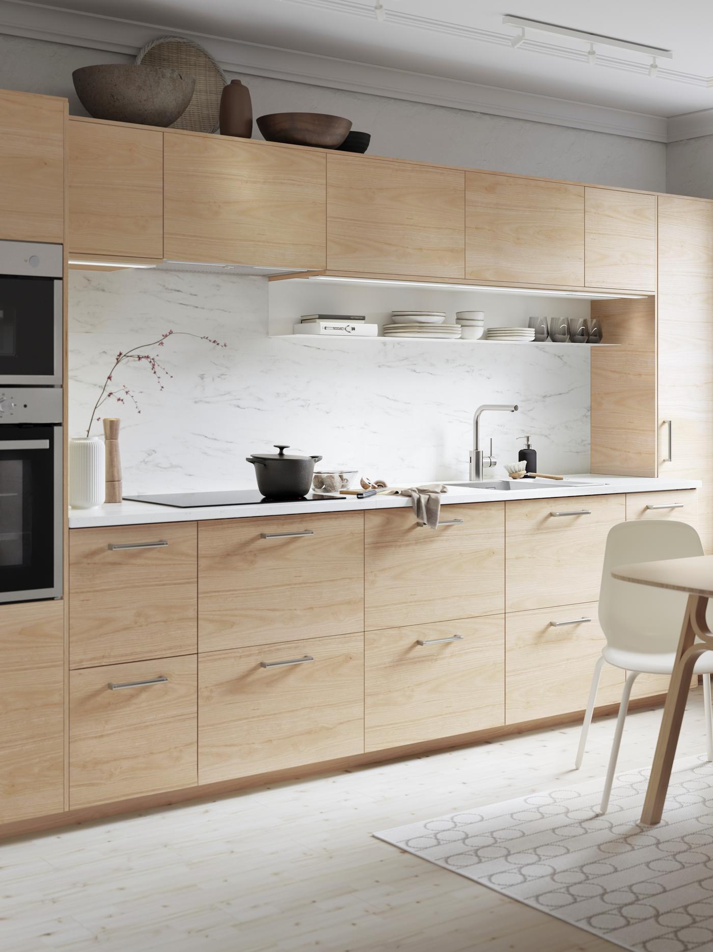 Straight line style kitchen