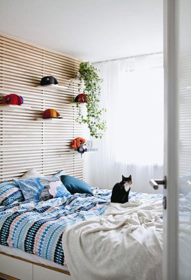 Streamlined wardrobe