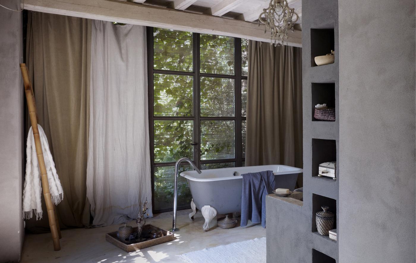 Trouvez l’inspiration pour apaiser et organiser la salle de bain