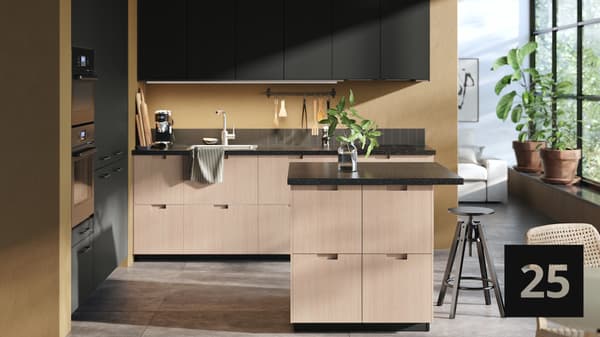Una cucina IKEA con l’indicazione che tutte le cucine IKEA della serie METOD sono garantite 25 anni