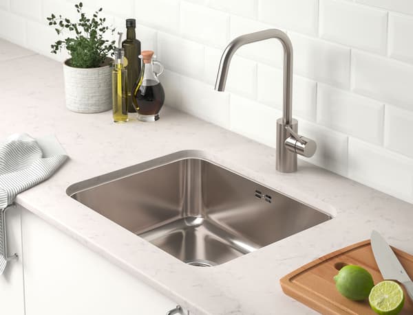 Undermount sink