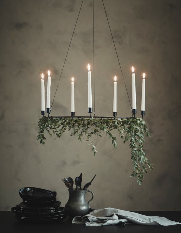 Update your home with flowers this holiday. Just decorate your chandelier with some fresh-cuts. At IKEA you will find VINTER 2017 chandelier this season. The loops at the bottom of the chandelier can be used to decorate it with small and light objects.