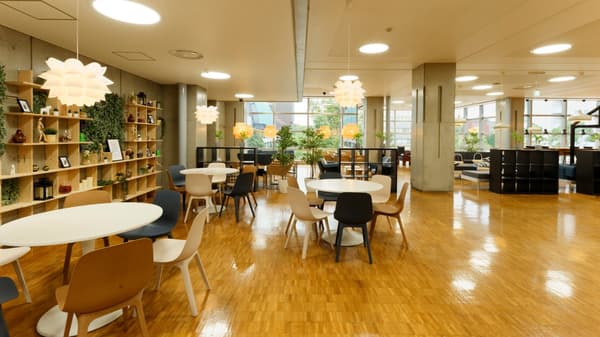中央学院大学・学生会館Via（千葉県我孫子市）