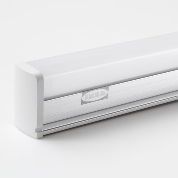 Led fixture: sleek, durable, cool light