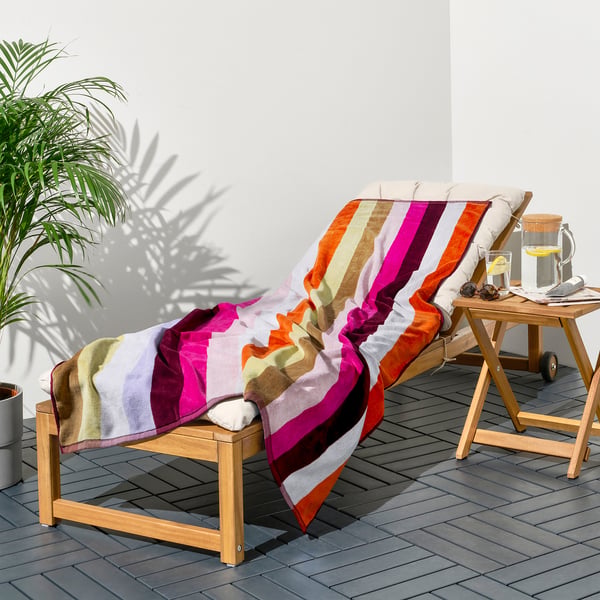 VITHÖJDEN Beach towel, red/multicolour, 90x150 cm