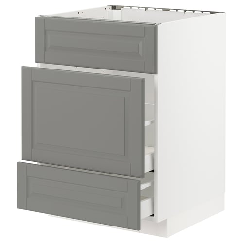 A grey METOD kitchen cabinet with a traditional design and bevelled edges. It a drawer and two shelves.
