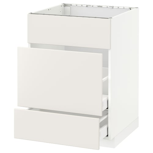 White METOD kitchen cabinet with smooth veddinge drawers.