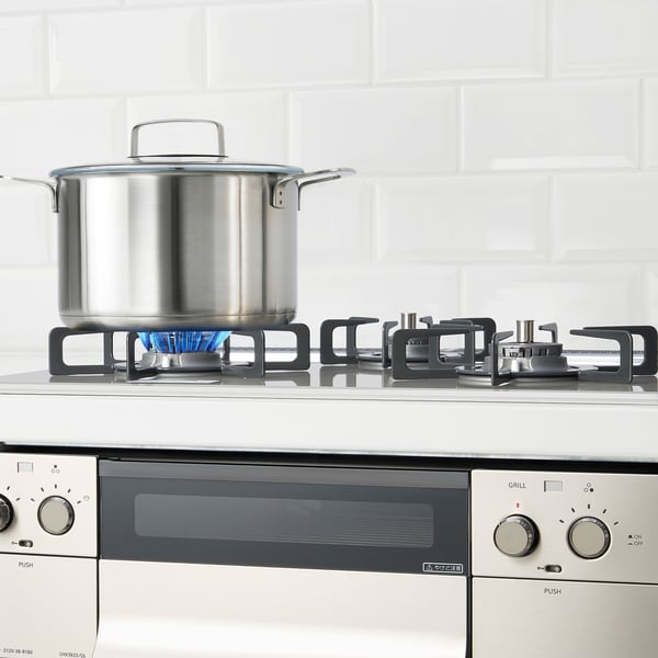 Gas stove with 3 burners and display.