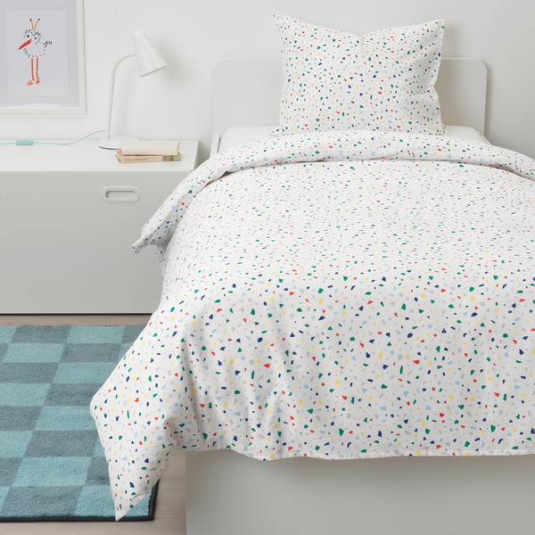 MÖJLIGHET duvet cover in white with multicolor squares, made of 100% cotton, fits twin bed, bright and playful design.