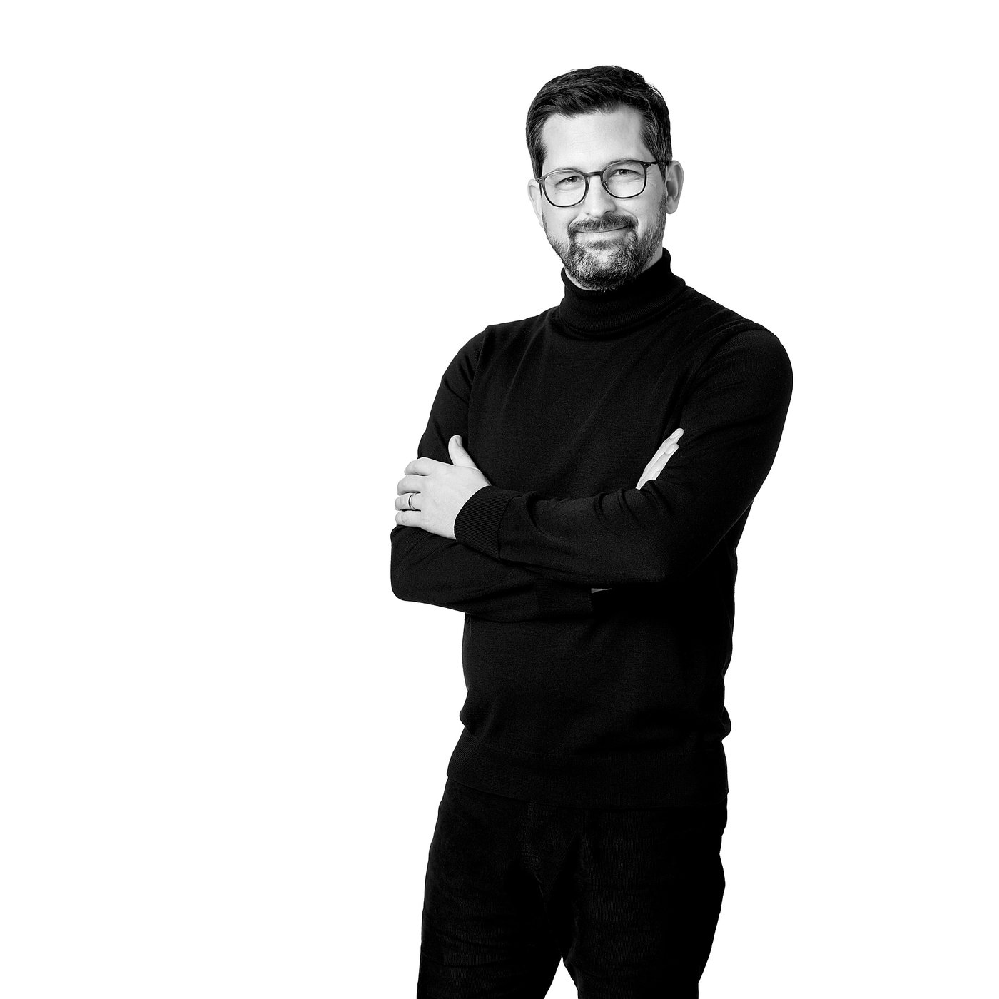 ROSENTORP Extendable table, black, 110/155 cm