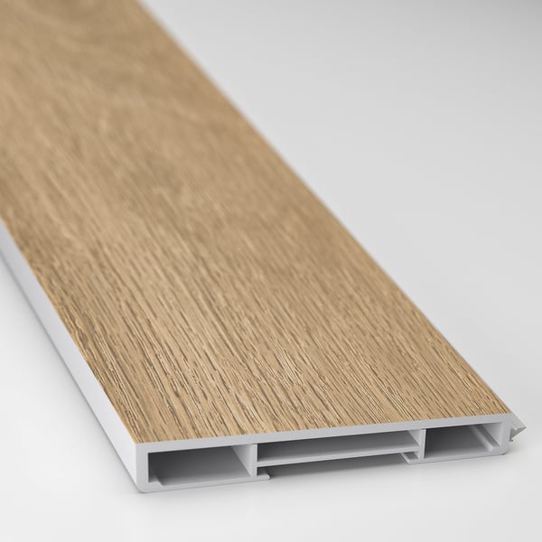 Wooden plinth sample, sleek design, quality finish. VEDHAMN oak, robust craftsmanship.