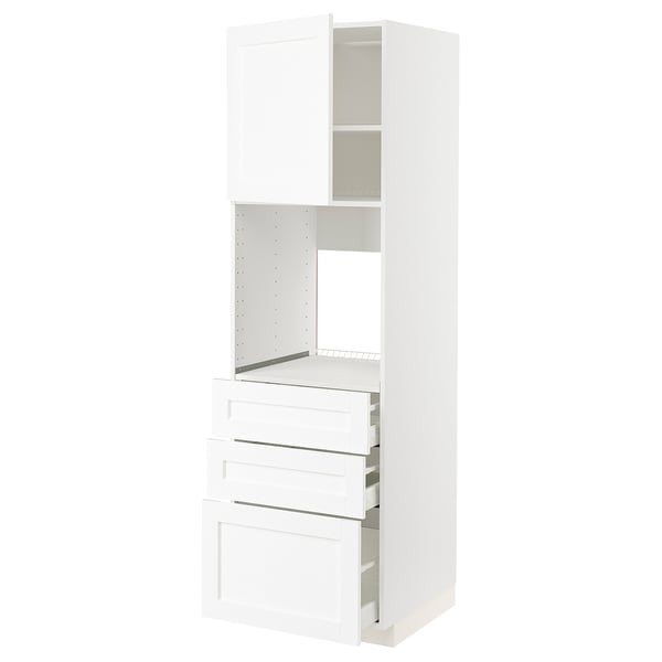 Белый кухонный гарнитур ikea METOD с выдвижными ящиками и полками.