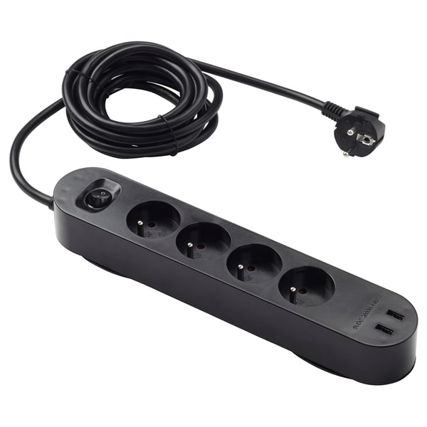 KOPPLA توصيلة بأربع مقابس مع مدخلين USB